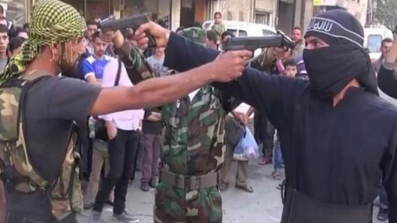 Các lực lượng do Thổ Nhĩ Kỳ hậu thuẫn xung đột với nhau ở Đông Bắc Syria