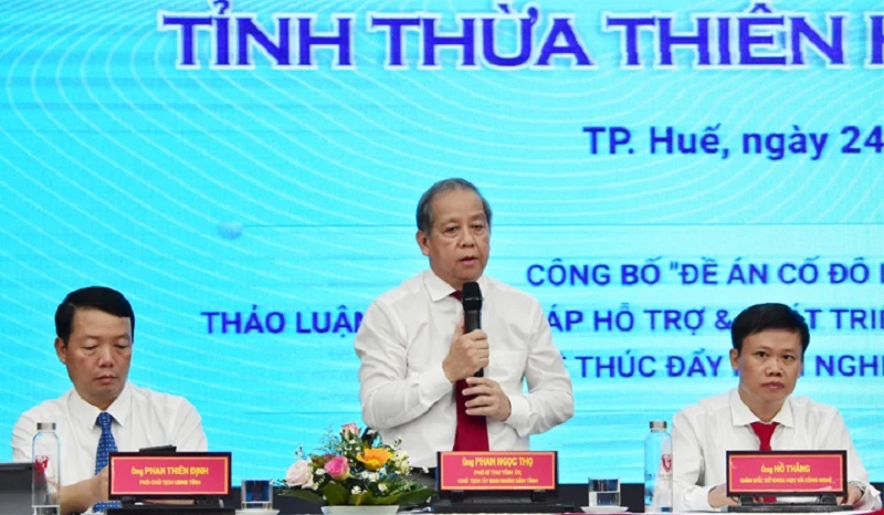 Chủ tịch UBND tỉnh Thừa Thiên Huế Phan Ngọc Thọ phát biểu tại diễn đàn.