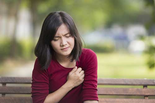 Tôi vô tình nghe được cuộc nói chuyện của bố mẹ chồng với chồng mình mà ngã quỵ vì sốc