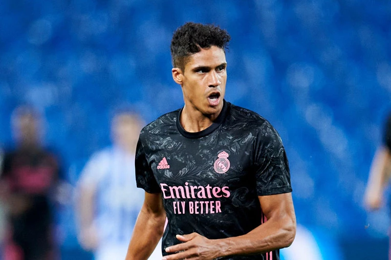 Trung vệ: Raphael Varane.