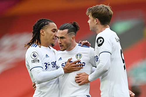 Leeds chi mua sắm bằng cả Man United và Arsenal cộng lại