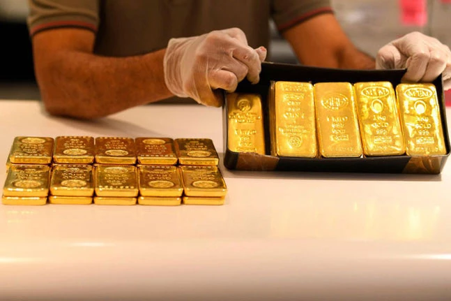 Giá vàng chạm mức thấp nhất trong sáu tuần qua. (Ảnh: Getty Images)