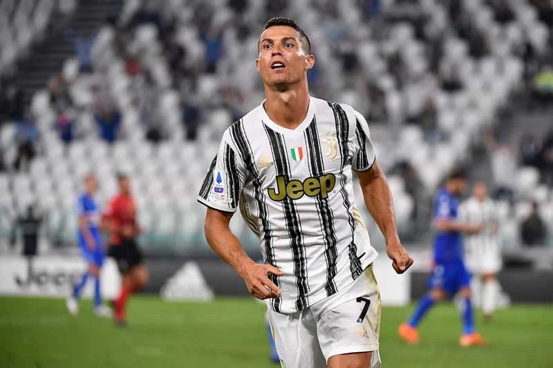 1. Cristiano Ronaldo (Juventus). Tổng tài sản: 460 triệu USD.