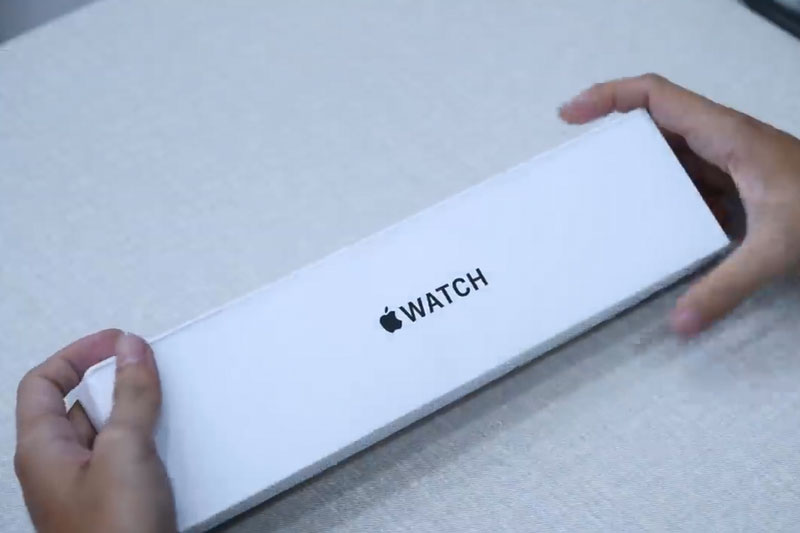 Trên tay Apple Watch SE, giá từ 7,59 triệu đồng ở Việt Nam