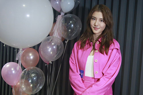 Tình cũ của Lâm Phong bị nói tôn thờ tiền