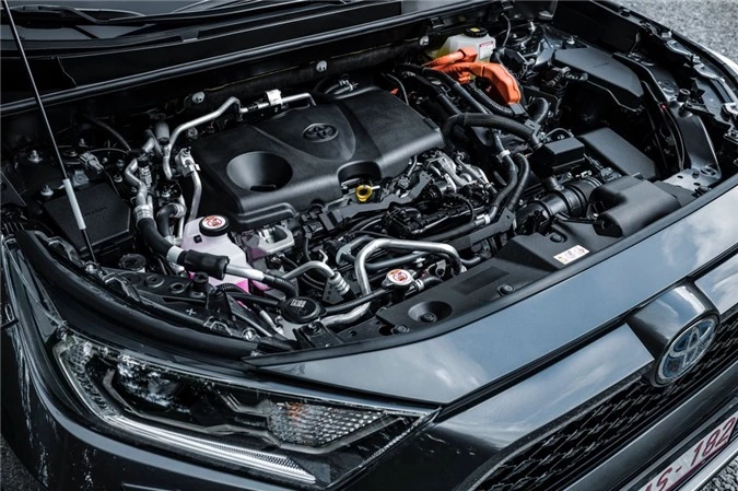 Toyota RAV4 Plug-in Hybrid 2021 ra mat chau Au anh 3