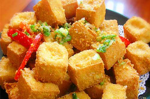 Rán đậu theo cách này, món ăn bình dân cũng trở nên thượng hạng