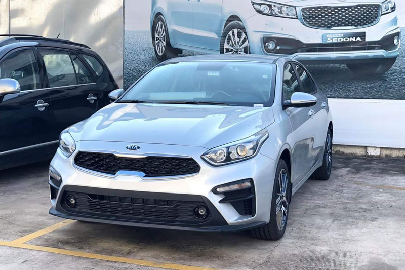 XE HOT (26/9): Giá lăn bánh Kia Cerato, xe côn tay ‘chất’ hơn Yamaha Exciter giá chỉ 60 triệu