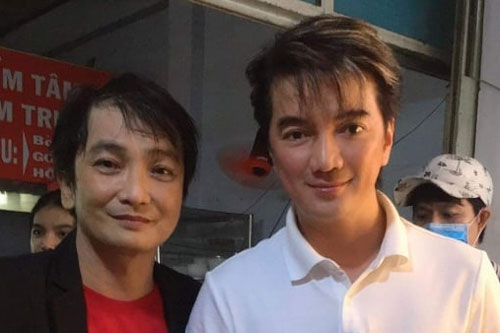 Mr Đàm tặng 30 triệu cho đồng nghiệp bị mất một cánh tay