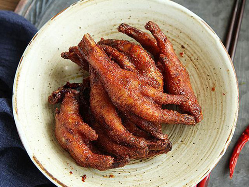 Cuối tuần thử làm món chân gà nướng cay ngọt ngon tụt lưỡi