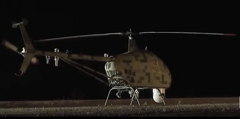 UAV AV500 VTOL được sơn màu xanh lá cây ngụy trang của PLAGF chuẩn bị cất cánh vào ban đêm trong một cuộc tập trận với Tập đoàn quân 77. Ảnh: CCTV.