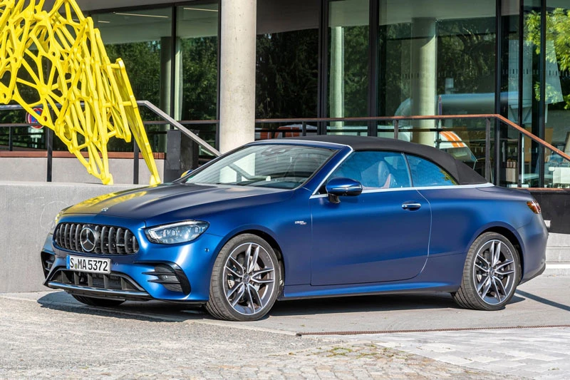 Mercedes-Benz E53 AMG Cabriolet 2021.