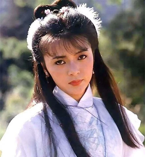 Ngắm lại nhan sắc Tiểu Long Nữ trong các bộ phim Kim Dung từ xưa tới nay - Ảnh 2.