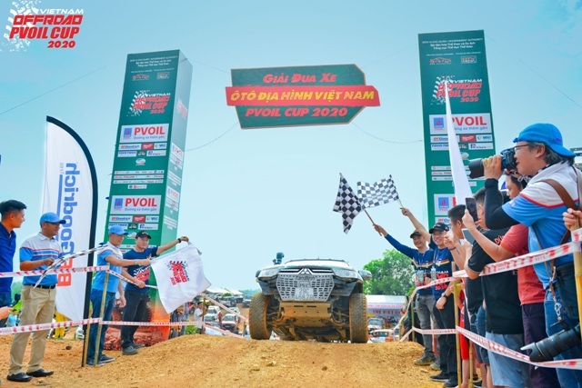 Khai mạc giải Đua xe Ô tô Địa hình Việt Nam - PVOIL VOC 2020
