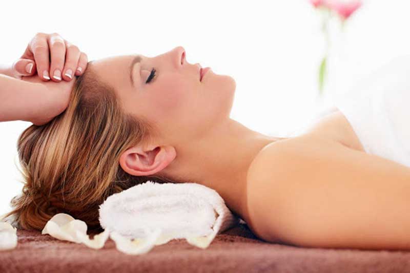 Trước khi ngủ xoa 8 chỗ này trên cơ thể, người trẻ ra 10 tuổi, tốt cho sức khỏe