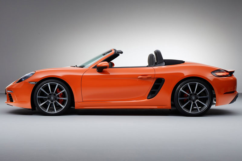 Top 10 xe 2 chỗ tốt nhất năm 2020: Porsche 718 Boxster đầu bảng