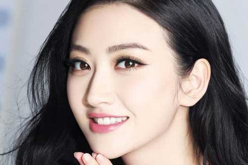 Nhìn vào điểm này trên đôi mắt, có thể biết số phận người phụ nữ giàu có hay bần hàn