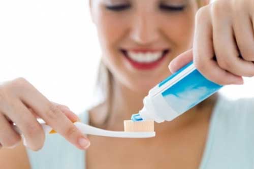 Đánh răng trước hay sau khi ăn sáng mới đúng? 80% người Việt đang làm sai