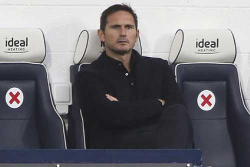 Lampard "nổi điên" sau trận hòa như thua của Chelsea