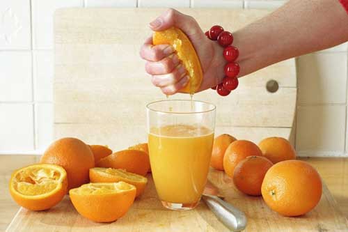 Uống nước cam theo cách này mất sạch chất bổ, dễ đón thêm bệnh