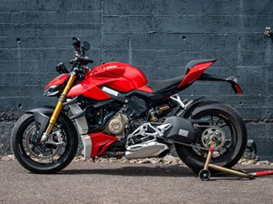 Chi tiết Ducati Streetfighter V4 S, giá 790 triệu đồng tại Việt Nam