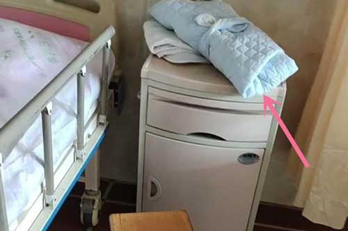 Đưa vợ mới sinh từ bệnh viện về nhà, ông bố trẻ bỗng thấy 1 điểm "sai sai" phải tức tốc quay đầu xe