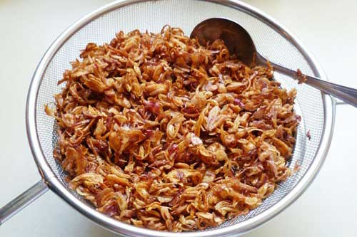 Tuyệt chiêu phi hành tỏi thơm ngon, vàng giòn cho các mẹ