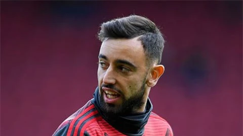 M.U lại mất thêm tiền cho Sporting Lisbon vì cột mốc mới của Bruno Fernandes