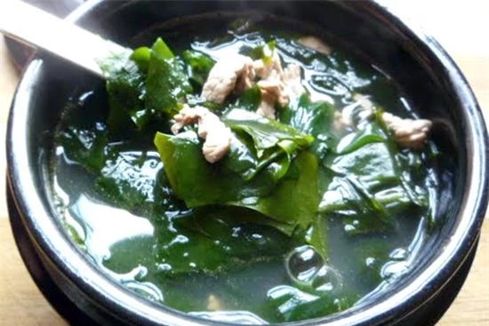 Canh rong biển tốt cho trẻ