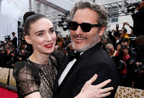 Hôn thê của sao 'The Joker' sinh con đầu lòng