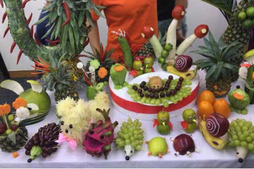 Cách bày mâm cỗ Trung thu đẹp, độc đáo cho đêm Rằm thêm ý nghĩa