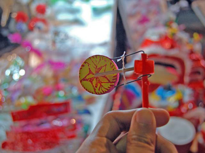 Những đồ chơi Trung thu gắn liền thế hệ 8x, 9x