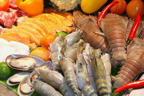 Ăn hải sản không nên uống gì để đảm bảo sức khoẻ?