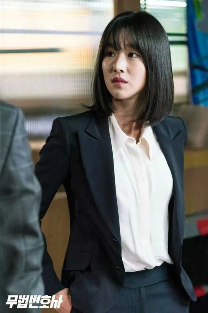 3 kiểu blazer sao Hàn hay diện trong phim, đã đẹp tinh tế còn không bao giờ lỗi mốt, nàng công sở rất nên học theo - Ảnh 11.