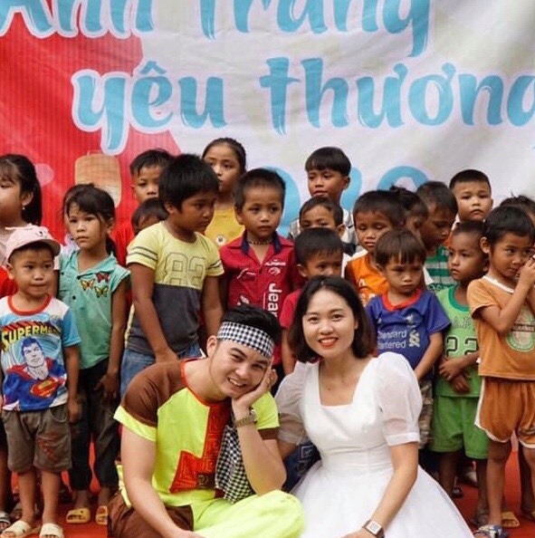 Ánh Trăng yêu thương: Mang lễ hội Trăng Rằm đến với trẻ em ở Eo Bù - Chút Mút