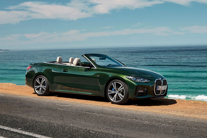 BMW 4-Series Convertible 2021.