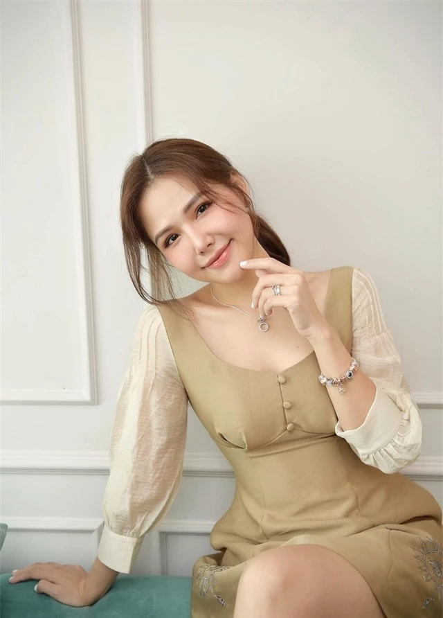 Cuộc sống thảnh thơi, sang chảnh của Phanh Lee sau kết hôn - Ảnh 14. Cuộc sống thảnh thơi, sang chảnh của Phanh Lee sau kết hôn - Ảnh 14.
