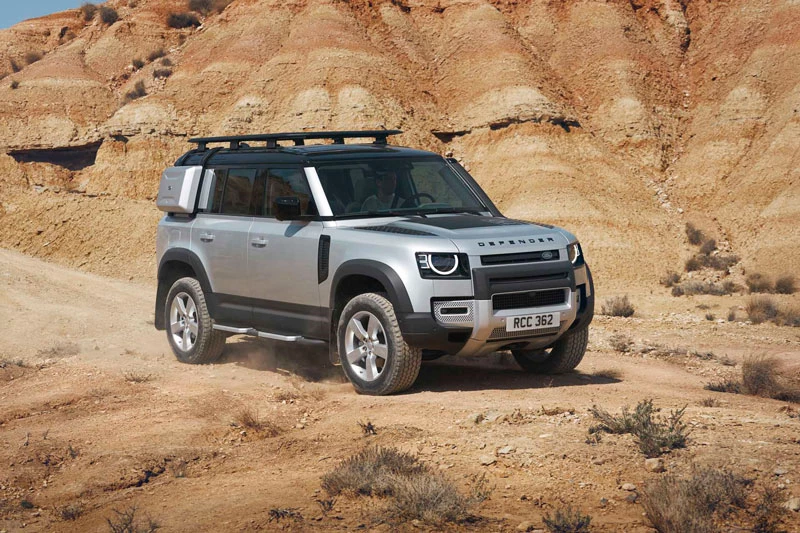 Land Rover Defender 2020.