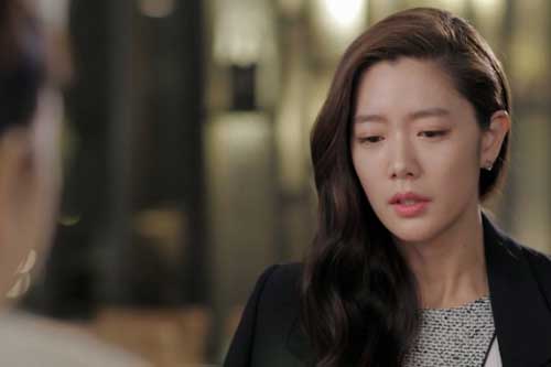 Chồng thường xuyên say xỉn rồi hành hạ vợ, nhưng 1 lần dễ tính của chị lại khiến anh ta khiếp vía, bỏ luôn rượu bia