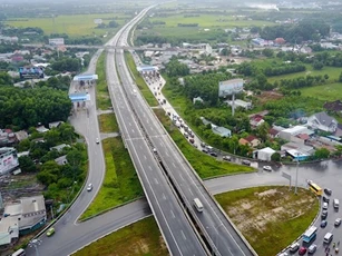 Cao tốc Phan Thiết - Dầu Giây: ‘Cú hích' thu hút đầu tư