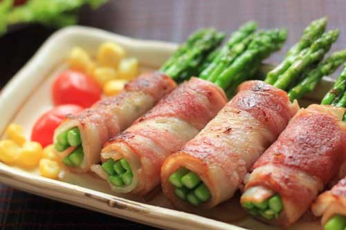 Măng tây được mệnh danh là "rau hoàng đế" nhưng lương y khuyến cáo có 3 nhóm người không được ăn vì sẽ "rước thêm bệnh vào thân"