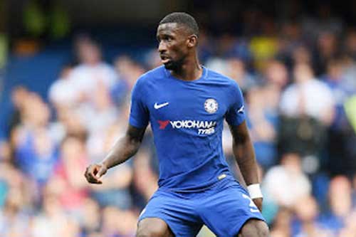 Tottenham muốn 'giải cứu' Ruediger khỏi Chelsea
