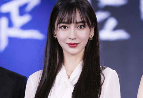 Sau 5 năm kết hôn, Angela Baby lần đầu tiết lộ góc khuất cuộc đời, từng gặp tai nạn máy bay