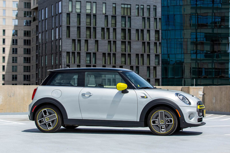Top 10 ôtô điện rẻ nhất năm 2020: Mini Cooper SE Electric Hardtop đầu bảng