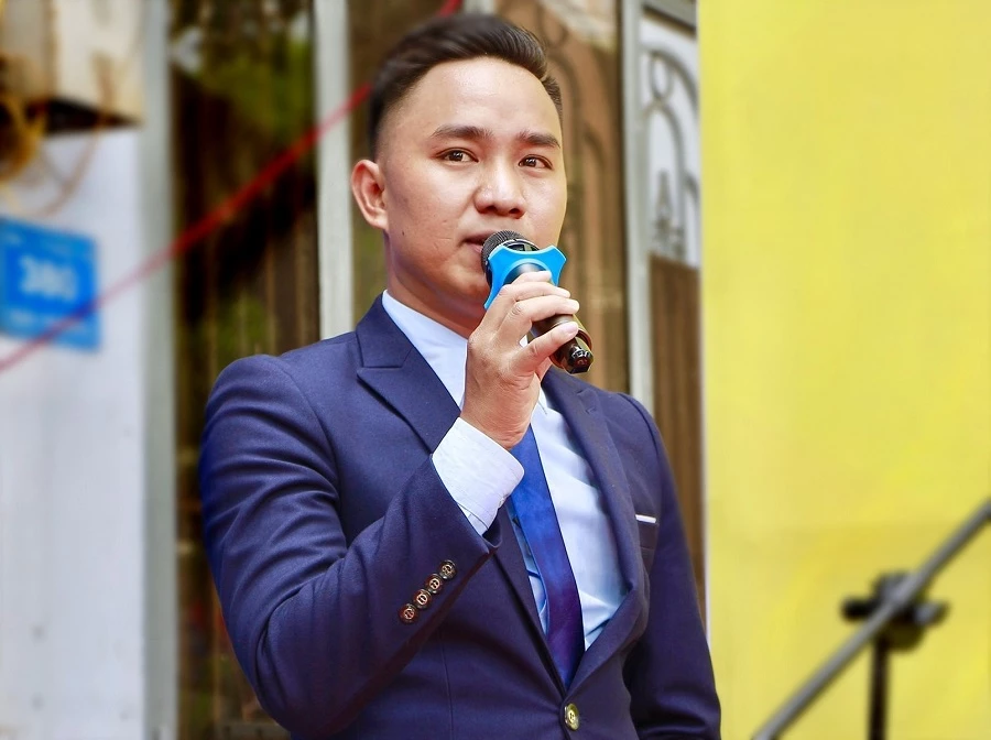 Doanh nhân 9X Thân Văn Bình, CEO Công ty TNHH Tổ chức sự kiện Hoàng Bình – người nặng lòng với các hoạt động xã hội.