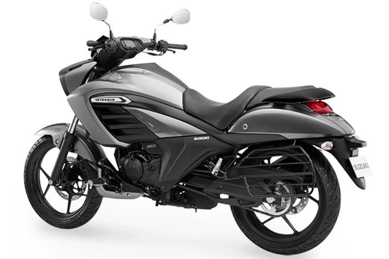 Suzuki Intruder 150 2020.