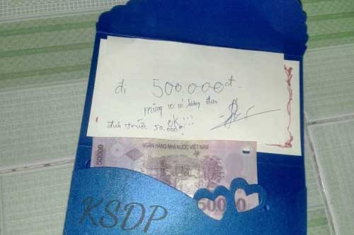 'Cười ra nước mắt' với những phong bì mừng cưới 'bá đạo' nhất Vịnh Bắc Bộ