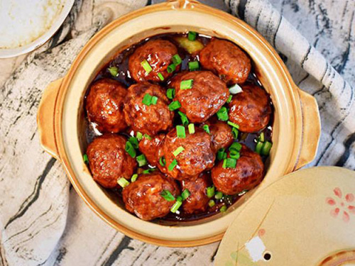 Cách làm món đậu phụ viên xốt dầu hào ngon ngọt cả nhà đều mê