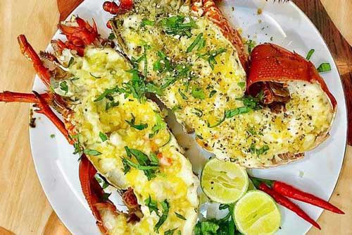 Cách làm tôm hùm nướng bơ tỏi thơm ngon tuyệt phẩm, ai cũng mê