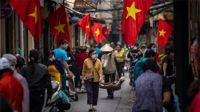 HSBC: Việt Nam vẫn đang lặng lẽ phi những bước kiệu - Ảnh 1.